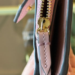 GUCCI GG Signature Pink Embossed Leather Bifold Wallet