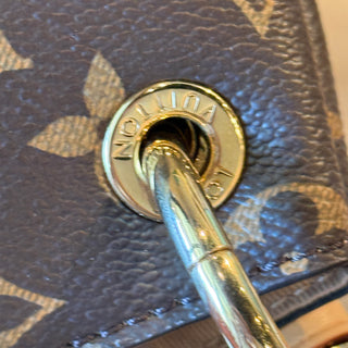 LOUIS VUITTON Monogram Graceful MM