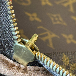 LOUIS VUITTON Monogram Keepall 55