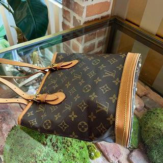 LOUIS VUITTON Petite Bucket Brown Monogram Canvas Bucket Bag