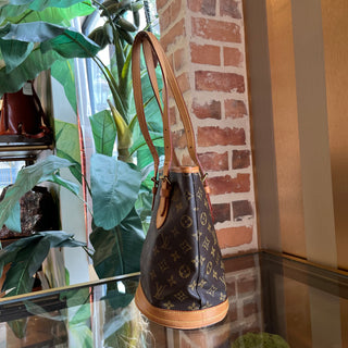 LOUIS VUITTON Petite Bucket Brown Monogram Canvas Bucket Bag