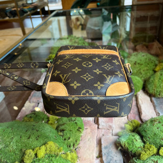 LOUIS VUITTON Danube Brown Monogram Canvas Vintage Crossbody Bag