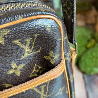 LOUIS VUITTON Danube Brown Monogram Canvas Vintage Crossbody Bag