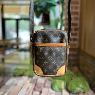 LOUIS VUITTON Danube Brown Monogram Canvas Vintage Crossbody Bag