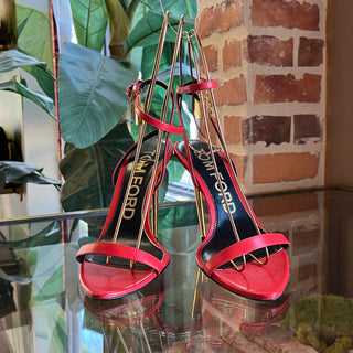 TOM FORD Padlock Pointy Naked Red Shiny Leather Heels SZ39(9US)