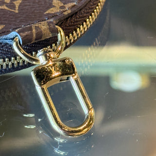 LOUIS VUITTON Monogram Round Coin Purse