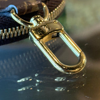 LOUIS VUITTON Monogram Round Coin Purse