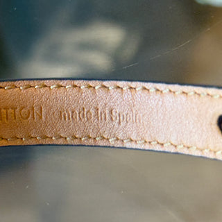 LOUIS VUITTON Monogram Essential V Bracelet