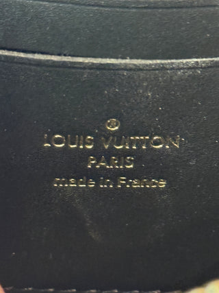 LOUIS VUITTON Reverse Monogram Dauphine Chain Wallet