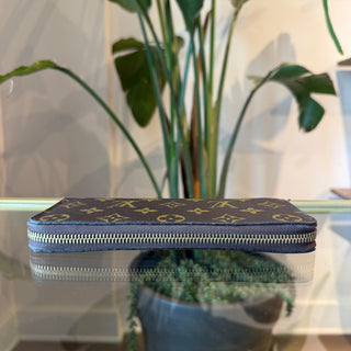 LOUIS VUITTON Monogram Clemence Wallet
