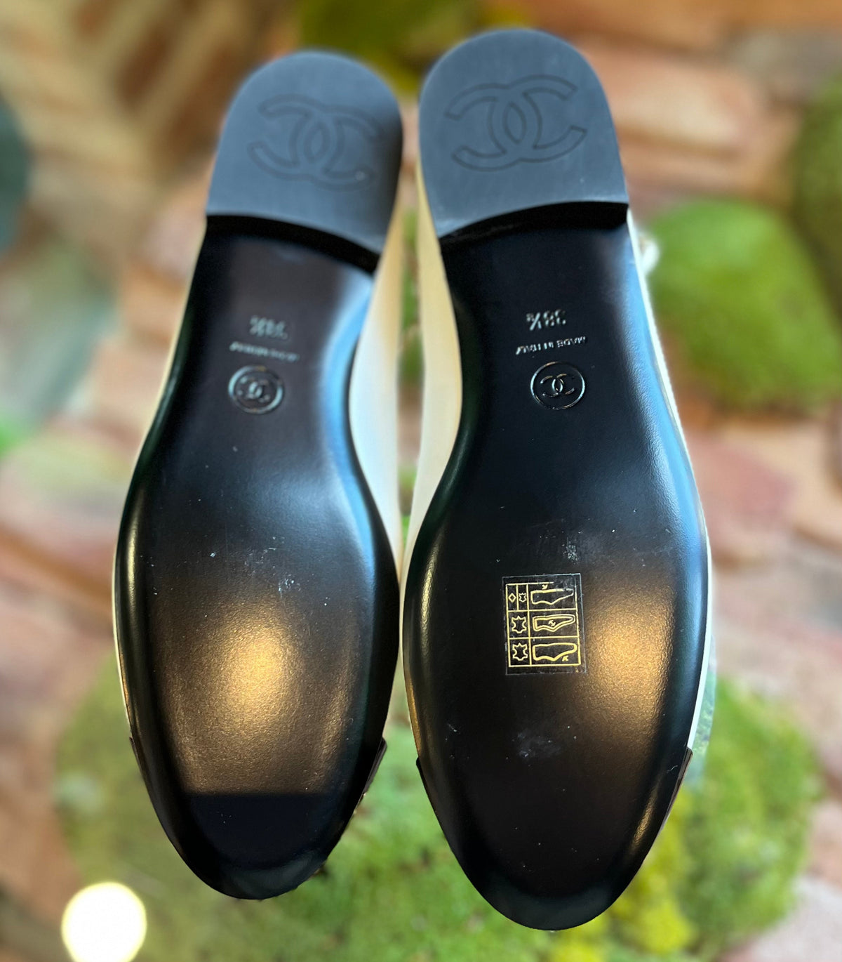 Chanel Leather Ballet Flats With Ankle Strap 38.5