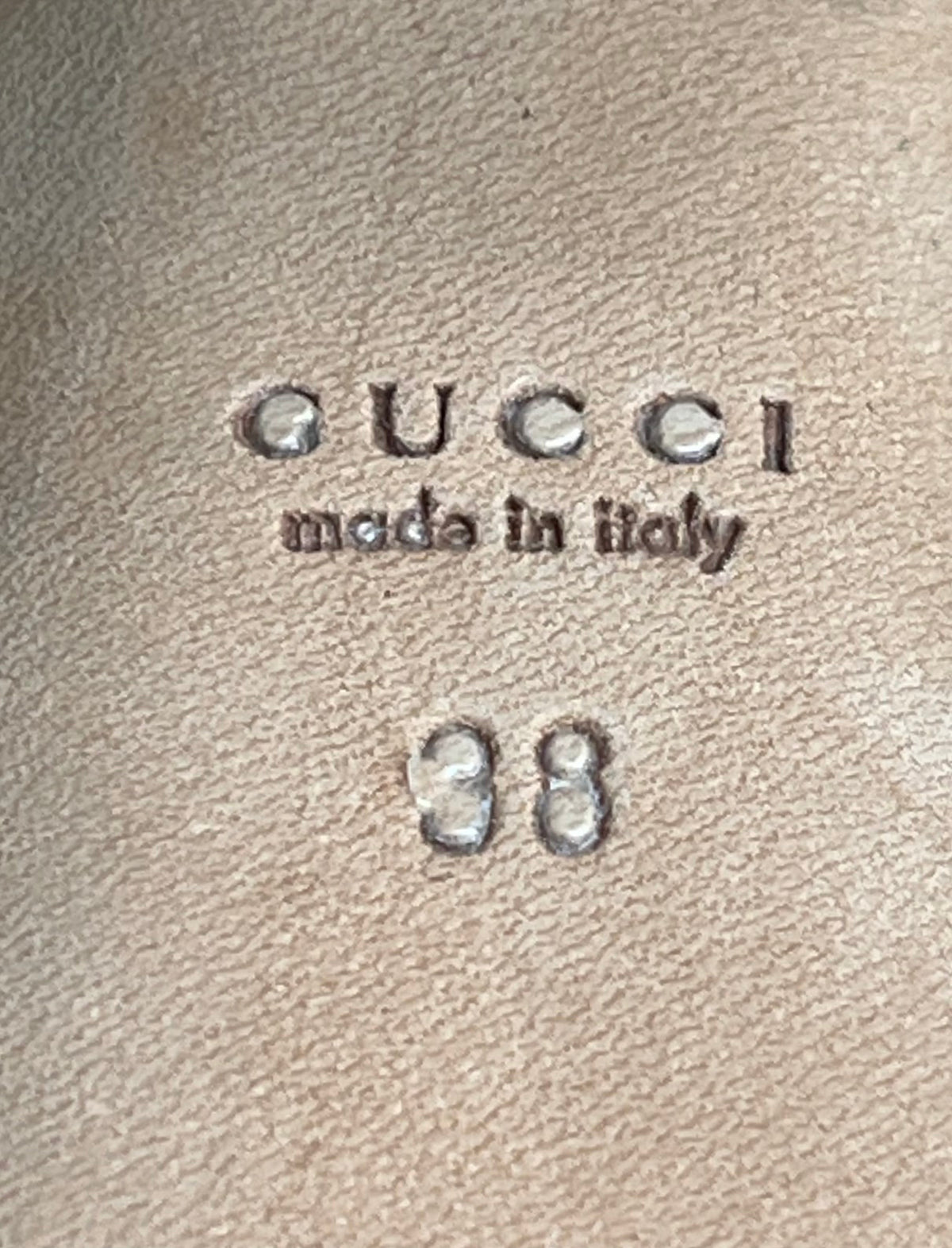 Gucci Black Leather Pumps SZ 38
