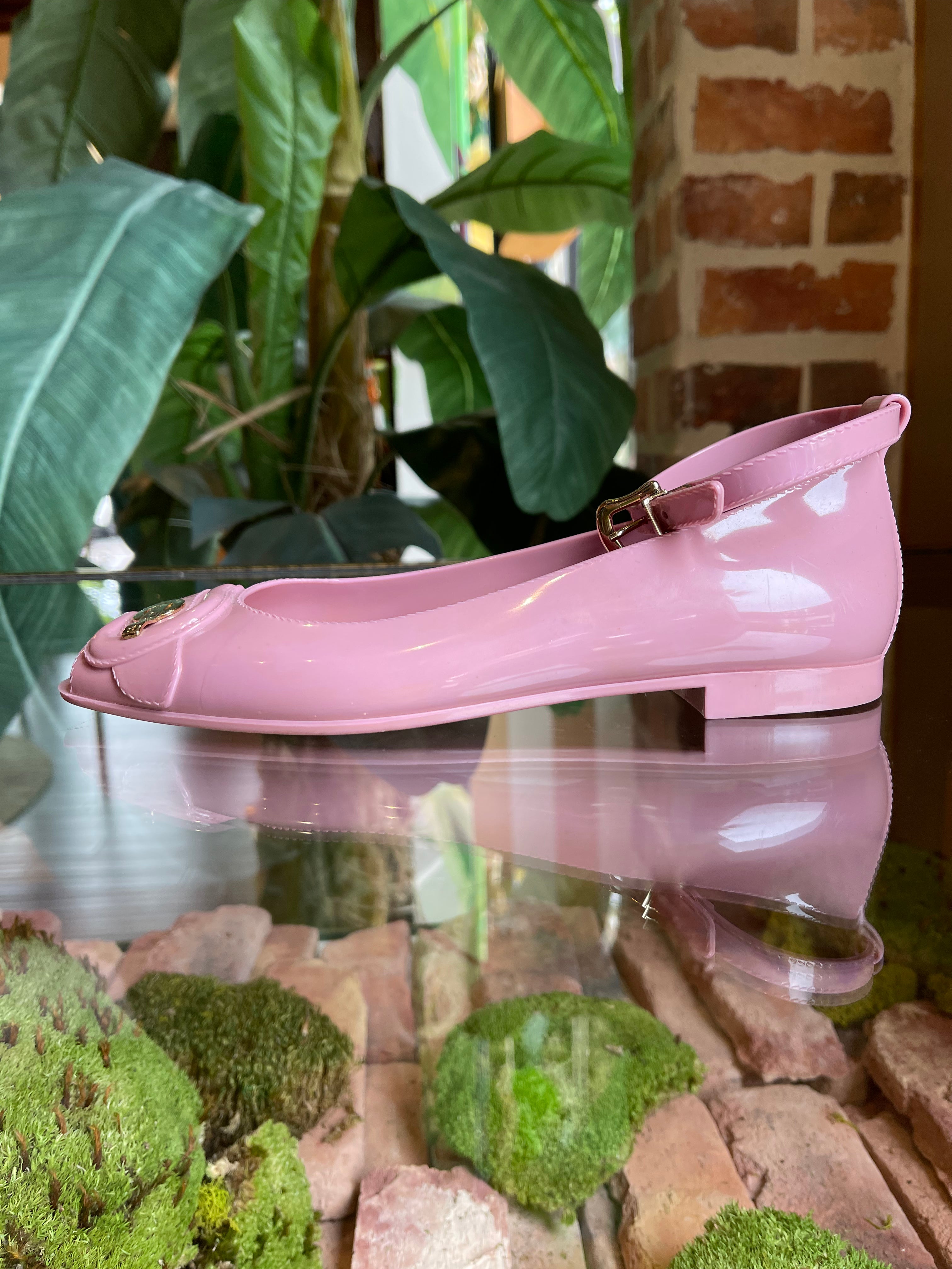 FENDI Pink Rubber Jelly B Buckle Ankle Strap Flats SZ 35 - The