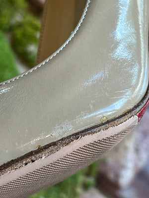 CHRISTIAN LOUBOUTIN Camel/Beige Patent Leather Decolette Heels sz36