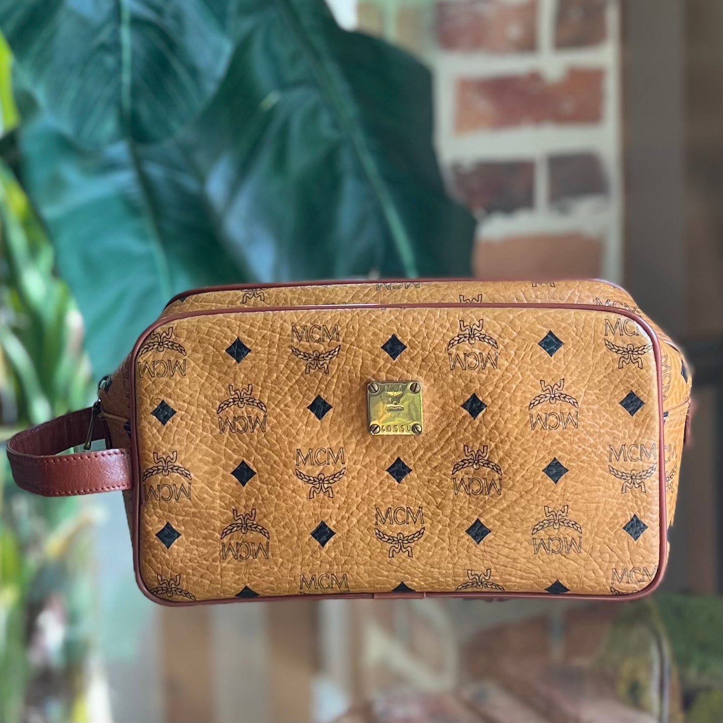 Sales on items under $2000 Tagged Brand_MCM - The Purse Ladies