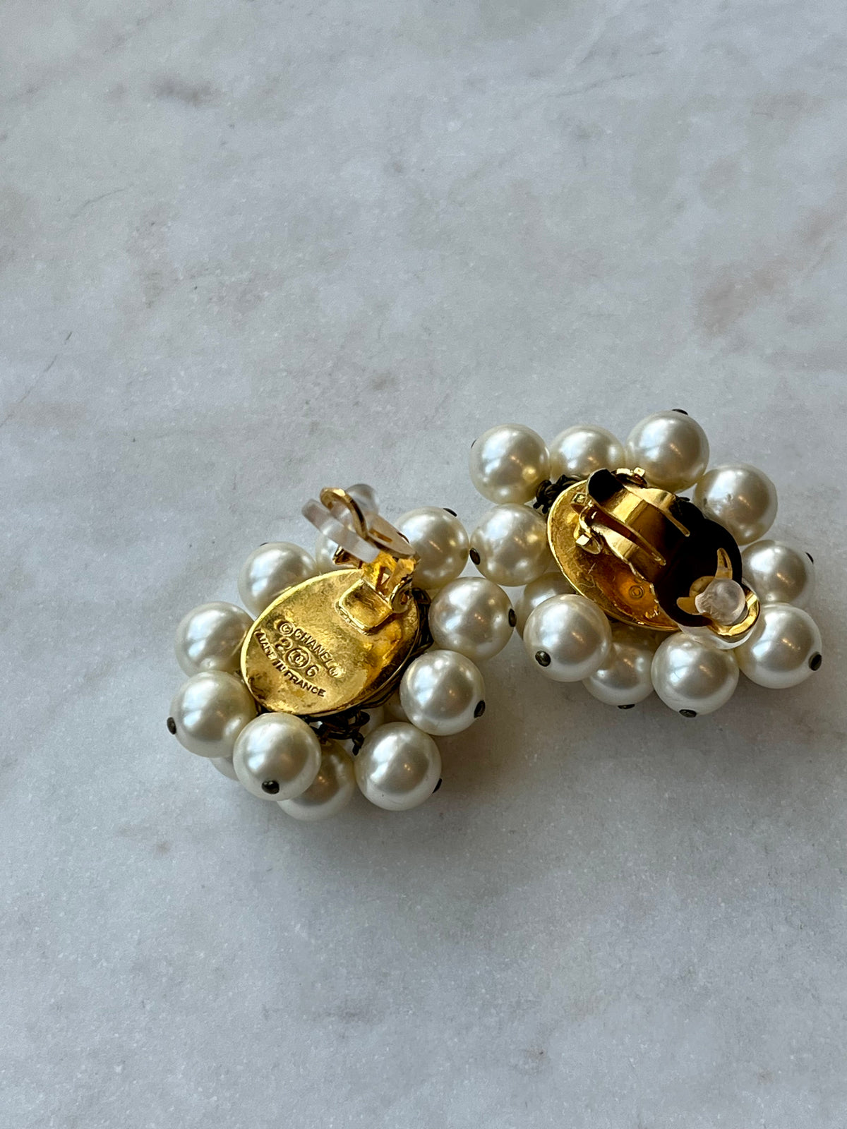 CHANEL Vintage Pearl Cluster Clip-on Earrings