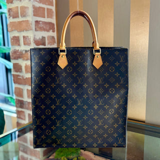 LOUIS VUITTON LV Monogram Sac Plat