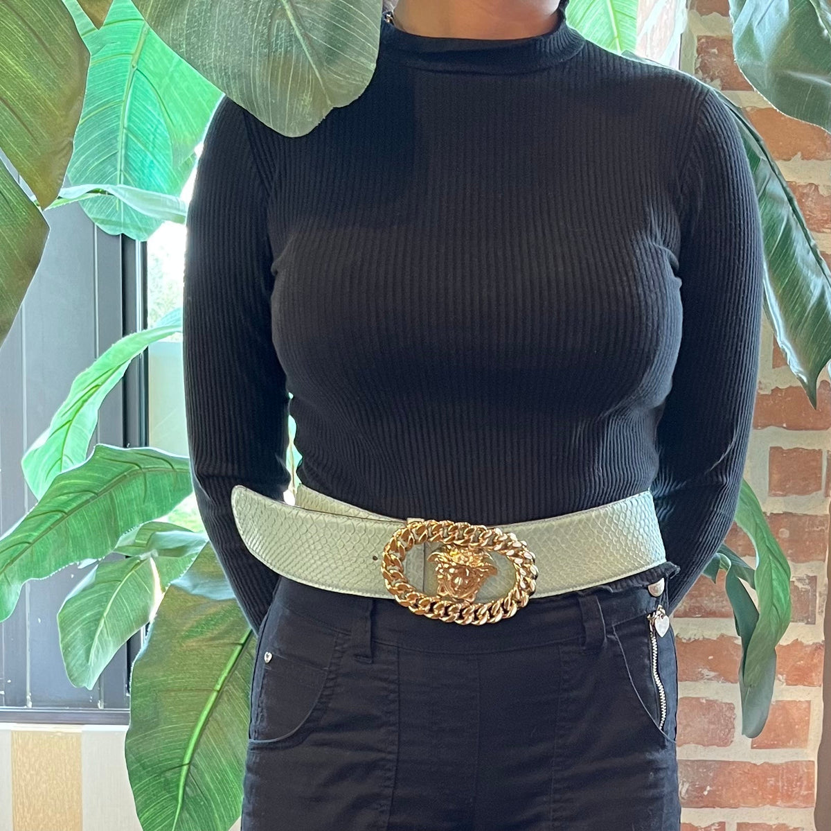 NEW Versace Women's Black Leather Large Silver Tone MEDUSA Buckle Belt 32 80