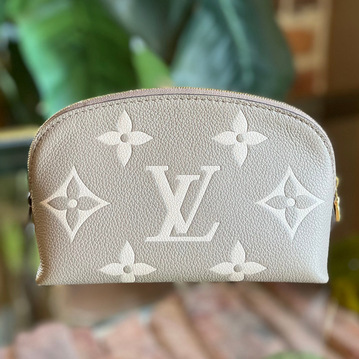 Authentic Louis Vuitton Gm Cosmetic Pouch Monogram